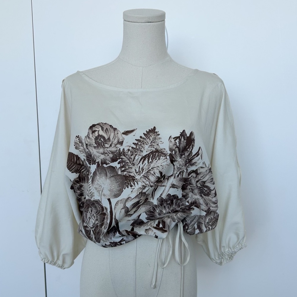 BCBG Ivory Floral Print 3/4 Sleeve Blouse